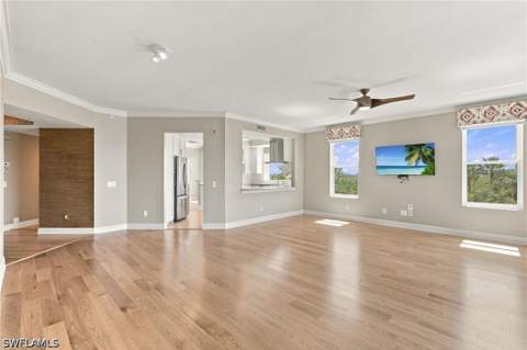 430 Cove Tower Dr 501, Naples FL - photo 7 of 38