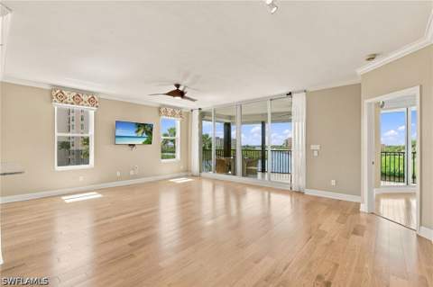 430 Cove Tower Dr 501, Naples FL - photo 8 of 38