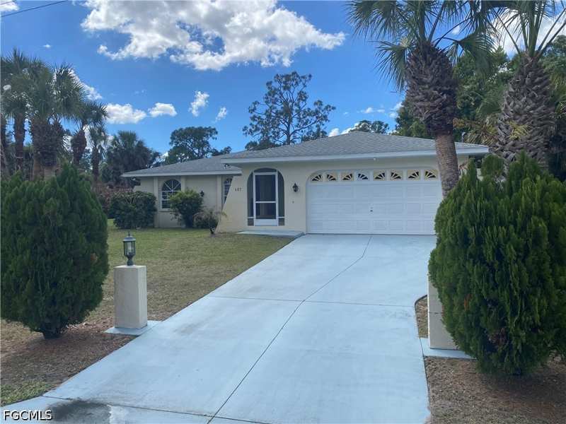 3 bedroom SingleFamilyResidence at 407 Plumosa Ave, Lehigh Acres, Lehigh Acres — photo 1