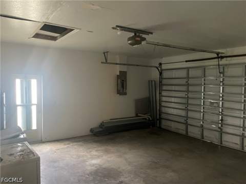 612 SE 31st Ter, Cape Coral FL - photo 9 of 11
