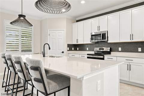 2387 Anguilla Dr 202, Naples FL - photo 16 of 50