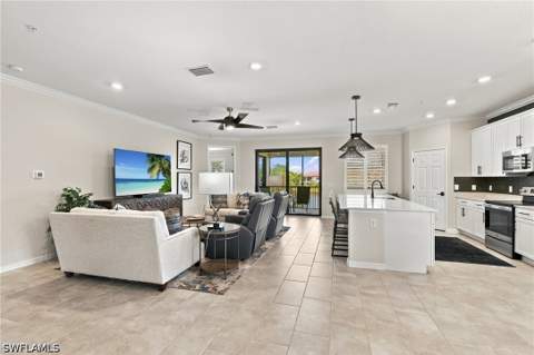 2387 Anguilla Dr 202, Naples FL - photo 6 of 50