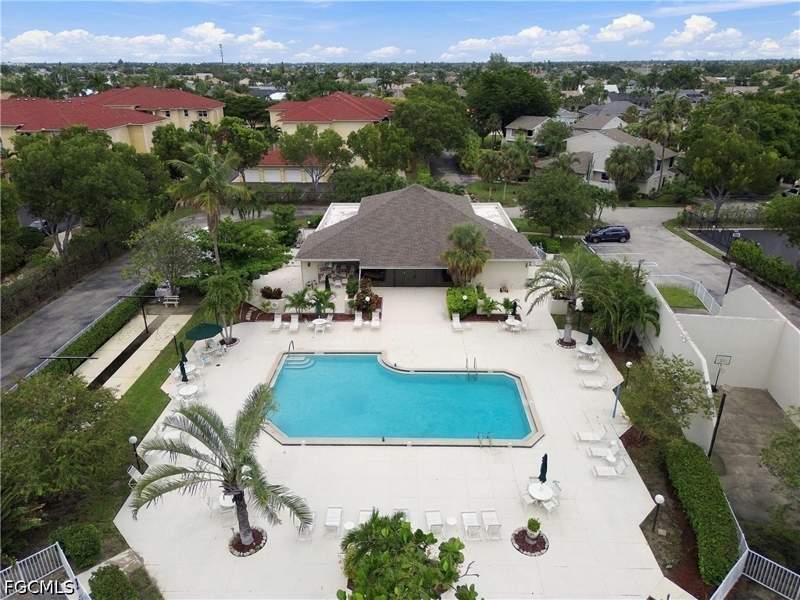 2 bedroom Condominium at 1413 SW 51st Ln 31, Courtyards Of Cape Coral South, Cape Coral — photo 3