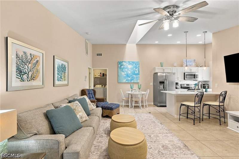 2 bedroom Condominium at 1413 SW 51st Ln 31, Courtyards Of Cape Coral South, Cape Coral — photo 5