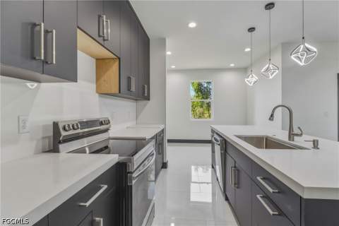 442 Mercedes Ct, Lehigh Acres FL - photo 10 of 59