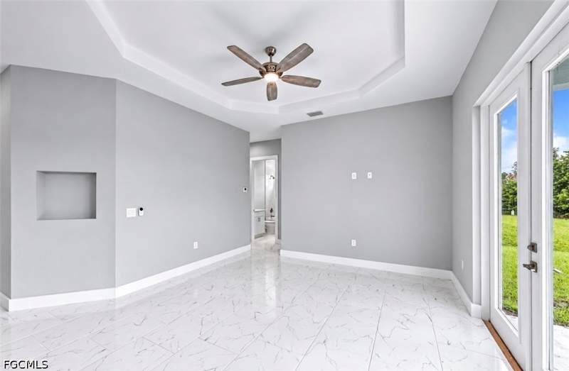 4 bedroom SingleFamilyResidence at 426 Mercedes Ct, Lehigh Acres, Lehigh Acres — photo 3