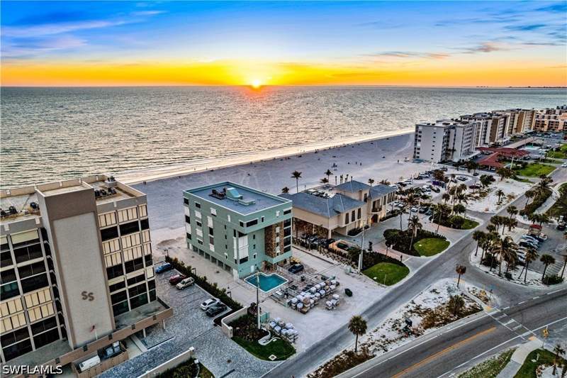 3 bedroom Condominium at 26130 Hickory Blvd 1B, Pelican Pointe Condo, Bonita Springs — photo 5