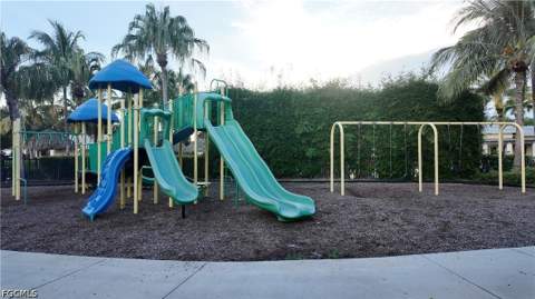 2703 Blossom Way, Naples FL - photo 17 of 25