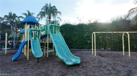 2703 Blossom Way, Naples FL - photo 19 of 25