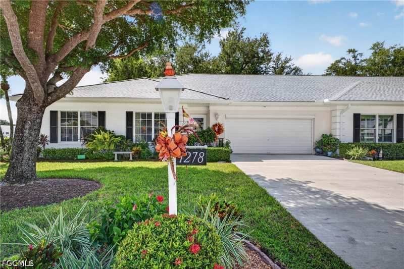 2 bedroom Attached at 1278 N Arcola Dr, Brandywine, Fort Myers — photo 1