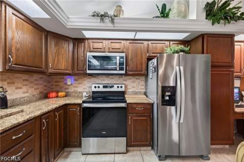 1278 N Arcola Dr, Fort Myers FL - photo 7 of 44