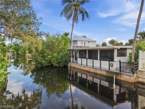 24519 Dolphin St, Bonita Springs FL - photo 13 of 41