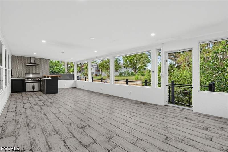 5 bedroom SingleFamilyResidence at 24519 Dolphin St, Estero Bay Shores, Bonita Springs — photo 4