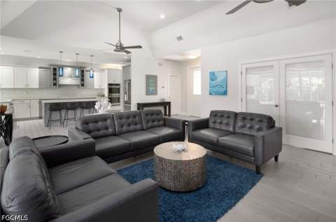 920 E Inlet Dr, Marco Island FL - photo 10 of 44