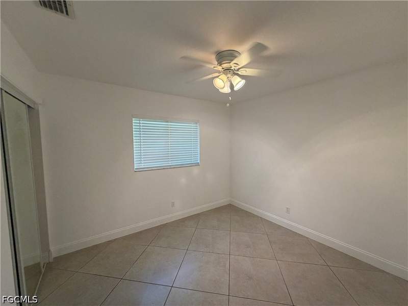3 bedroom SingleFamilyResidence at 1813 48th St SW, Golden Gate City, Naples — photo 5