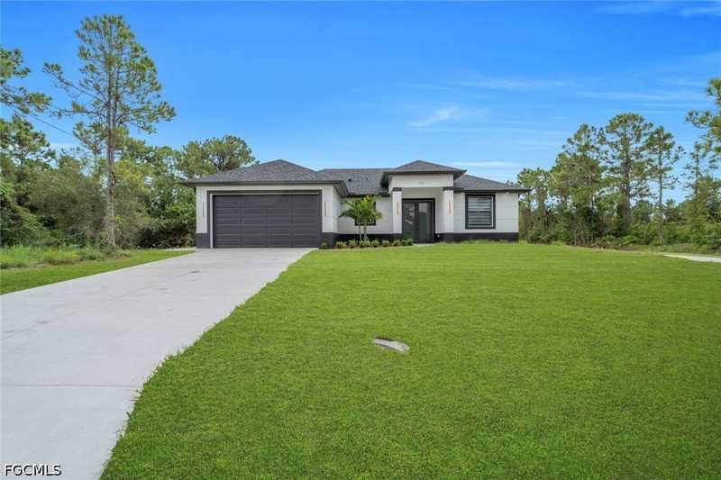 3 bedroom SingleFamilyResidence at 325 Leruth Ave, Lehigh Acres, Lehigh Acres — photo 1