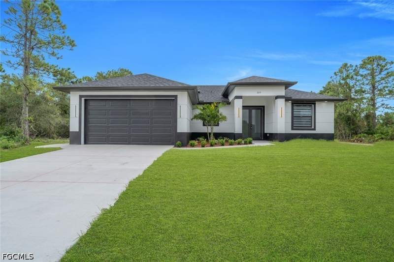3 bedroom SingleFamilyResidence at 325 Leruth Ave, Lehigh Acres, Lehigh Acres — photo 3
