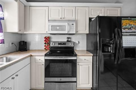 2620 Cartegena Ave, Fort Myers FL - photo 8 of 50