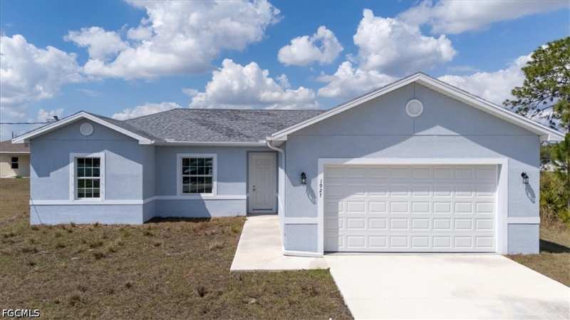 4 bedroom SingleFamilyResidence at 1927 Richmond Ave N, Greenbriar, Lehigh Acres — photo 1