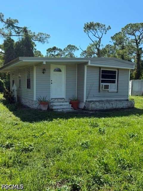 2 bedroom ManufacturedHome at 18341 Wayne Dr, Palm Creek, North Fort Myers — photo 1