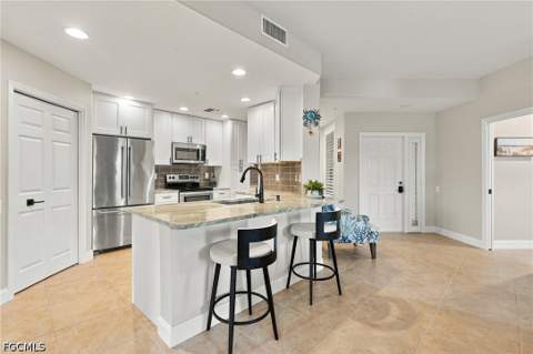 9160 Southmont Cv 101, Fort Myers FL - photo 16 of 68