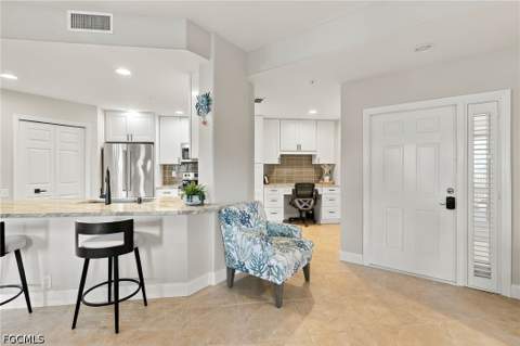 9160 Southmont Cv 101, Fort Myers FL - photo 18 of 68