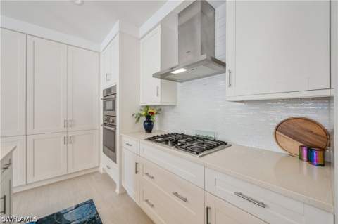 1135 3rd Ave S 304, Naples FL - photo 15 of 37