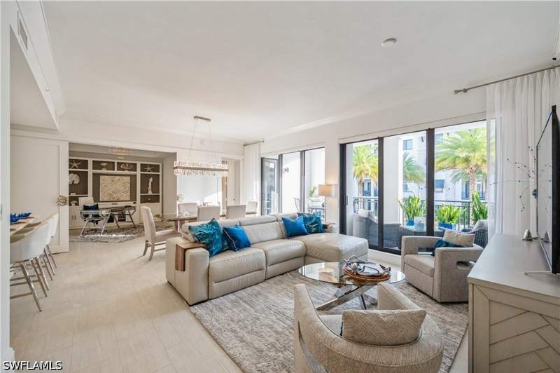 2 bedroom Condominium at 1135 3rd Ave S 304, Naples Square, Naples — photo 4