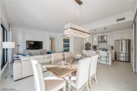 1135 3rd Ave S 304, Naples FL - photo 9 of 37