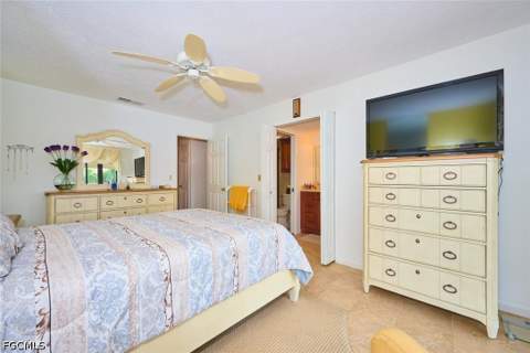 4515 Country Club Blvd 205, Cape Coral FL - photo 17 of 41