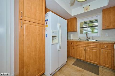 4515 Country Club Blvd 205, Cape Coral FL - photo 7 of 41