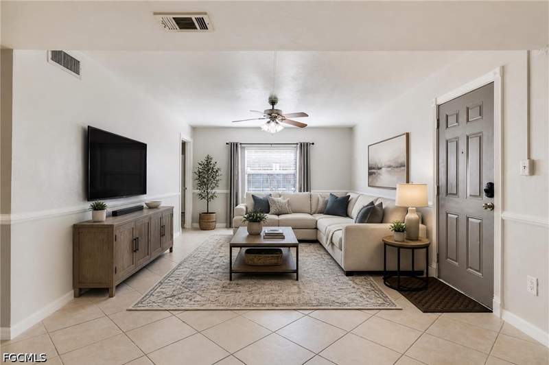 3 bedroom Condominium at 12630 Kenwood Ln B, Sunset Pointe At Fort Myers, Fort Myers — photo 4