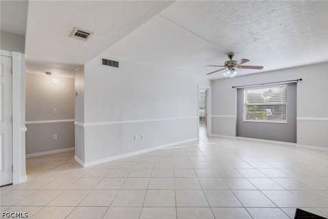 12630 Kenwood Ln B, Fort Myers FL - photo 6 of 34