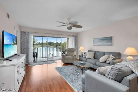 3675 Amberly Cir C207, Naples FL - photo 11 of 34