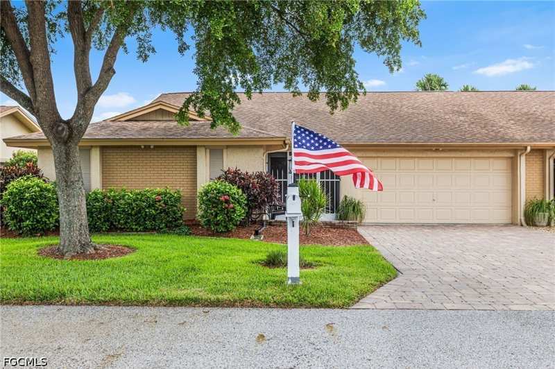 2 bedroom Attached at 5767 Arvine Cir, Whiskey Creek Village Green, Fort Myers — photo 1