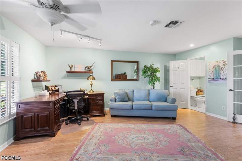 2 bedroom Attached at 5767 Arvine Cir, Whiskey Creek Village Green, Fort Myers — photo 3