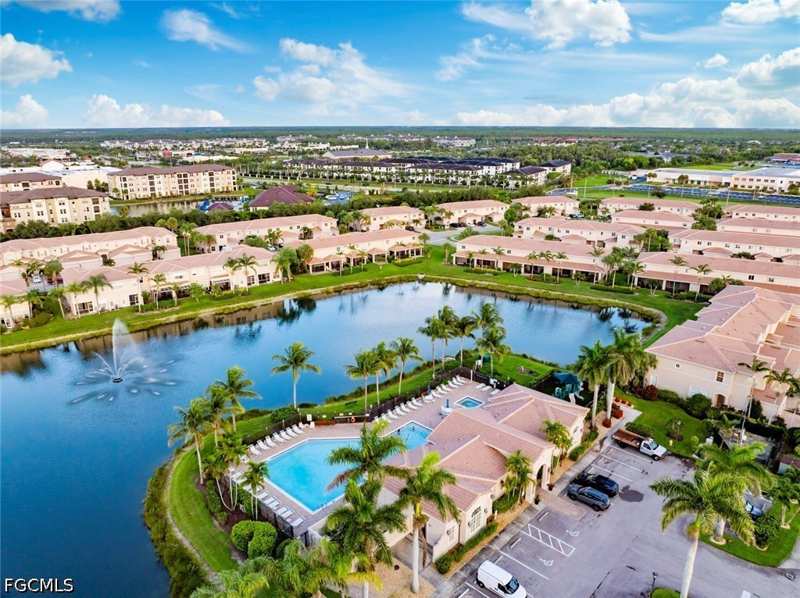3 bedroom Townhouse at 3908 Cherrybrook Loop, Townhomes Of San Simeon, Fort Myers — photo 1