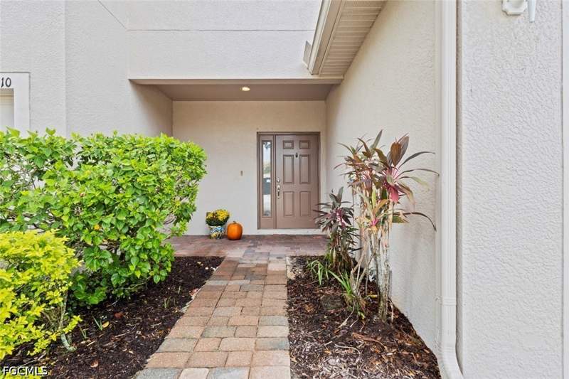 3 bedroom Townhouse at 3908 Cherrybrook Loop, Townhomes Of San Simeon, Fort Myers — photo 4