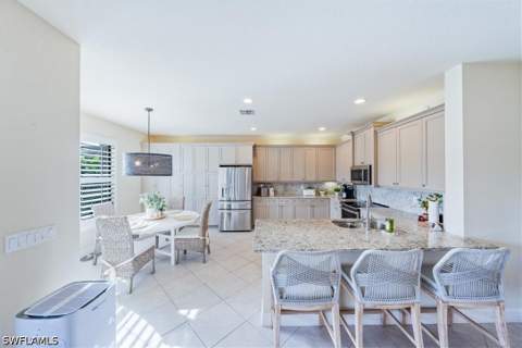 11546 Meadowrun Cir, Fort Myers FL - photo 10 of 35