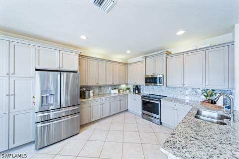 11546 Meadowrun Cir, Fort Myers FL - photo 13 of 35