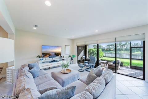11546 Meadowrun Cir, Fort Myers FL - photo 7 of 35