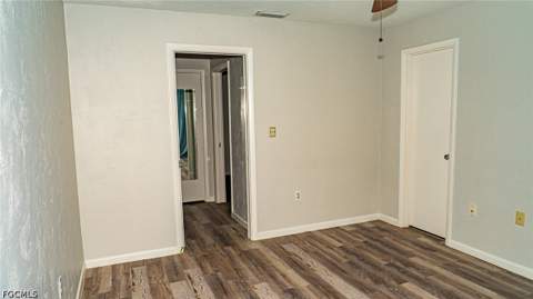 5541 Westwind Ln, Fort Myers FL - photo 10 of 21