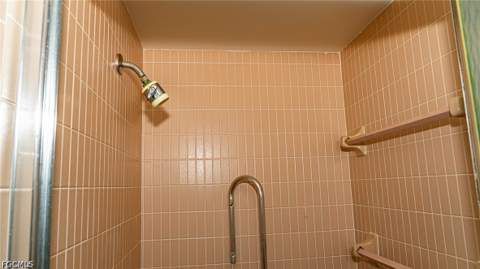 5541 Westwind Ln, Fort Myers FL - photo 13 of 21