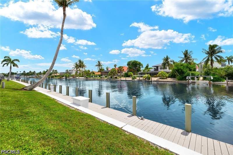 2 bedroom Condominium at 760 Sextant Dr 811, Mariner Pointe Condo, Sanibel — photo 3