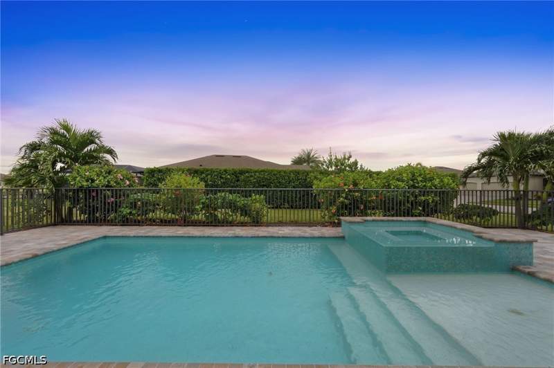 3 bedroom SingleFamilyResidence at 14520 Mindello Dr, Portico, Fort Myers — photo 2