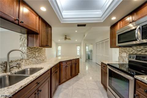 3812 SE 16th Pl, Cape Coral FL - photo 11 of 54