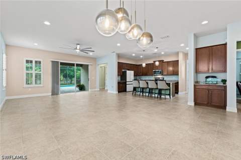 3624 Pilot Cir, Naples FL - photo 11 of 42