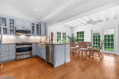 444 3rd St N, Naples FL - photo 11 of 36