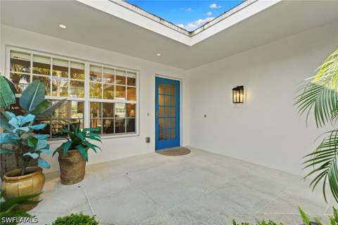 444 3rd St N, Naples FL - photo 6 of 36