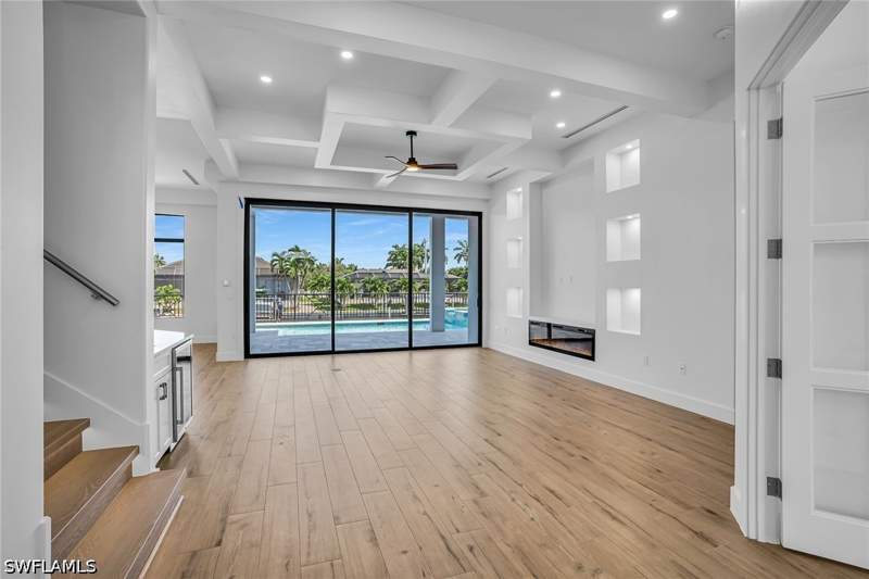 5 bedroom SingleFamilyResidence at 1630 Rainbow Ct, Marco Island, Marco Island — photo 4